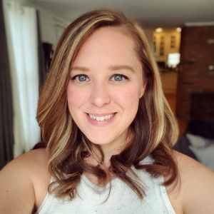 Meet your Posher, Victoria